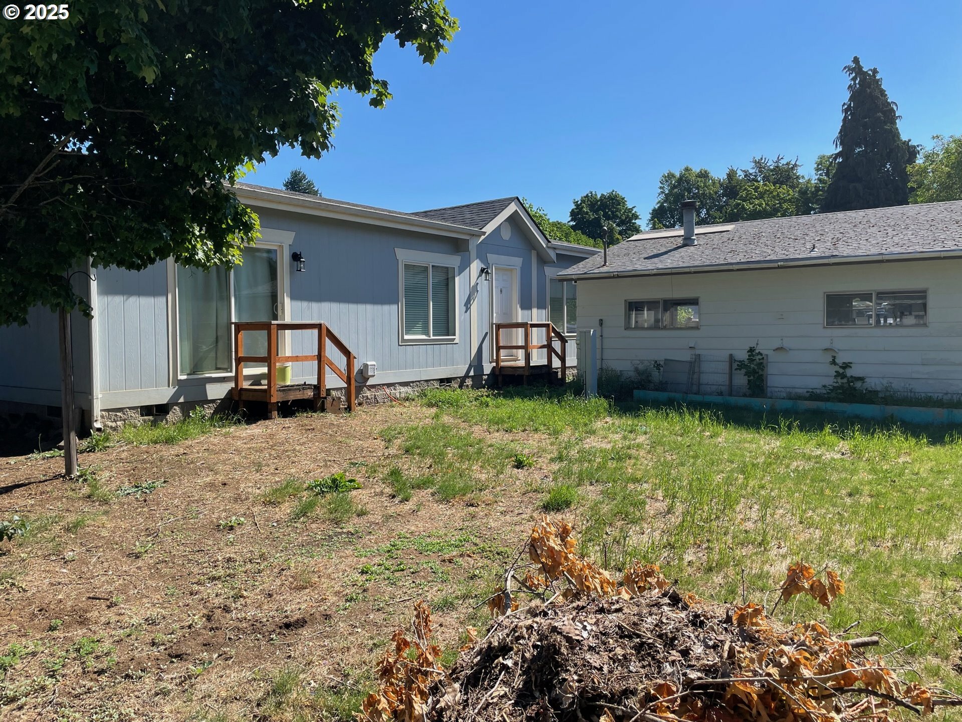 Property Photo: 51 Fifth St WA 98610