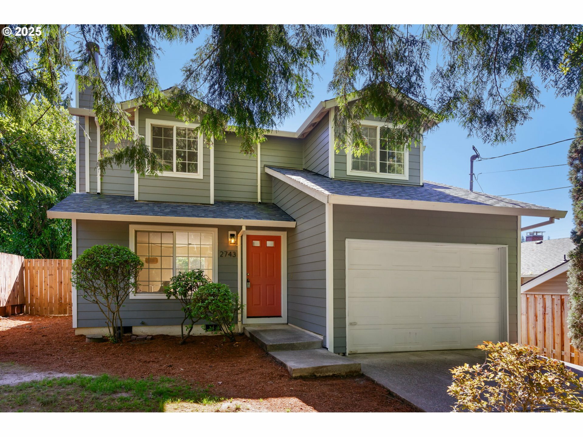 Property Photo: 2743 SW Spring Garden St OR 97219