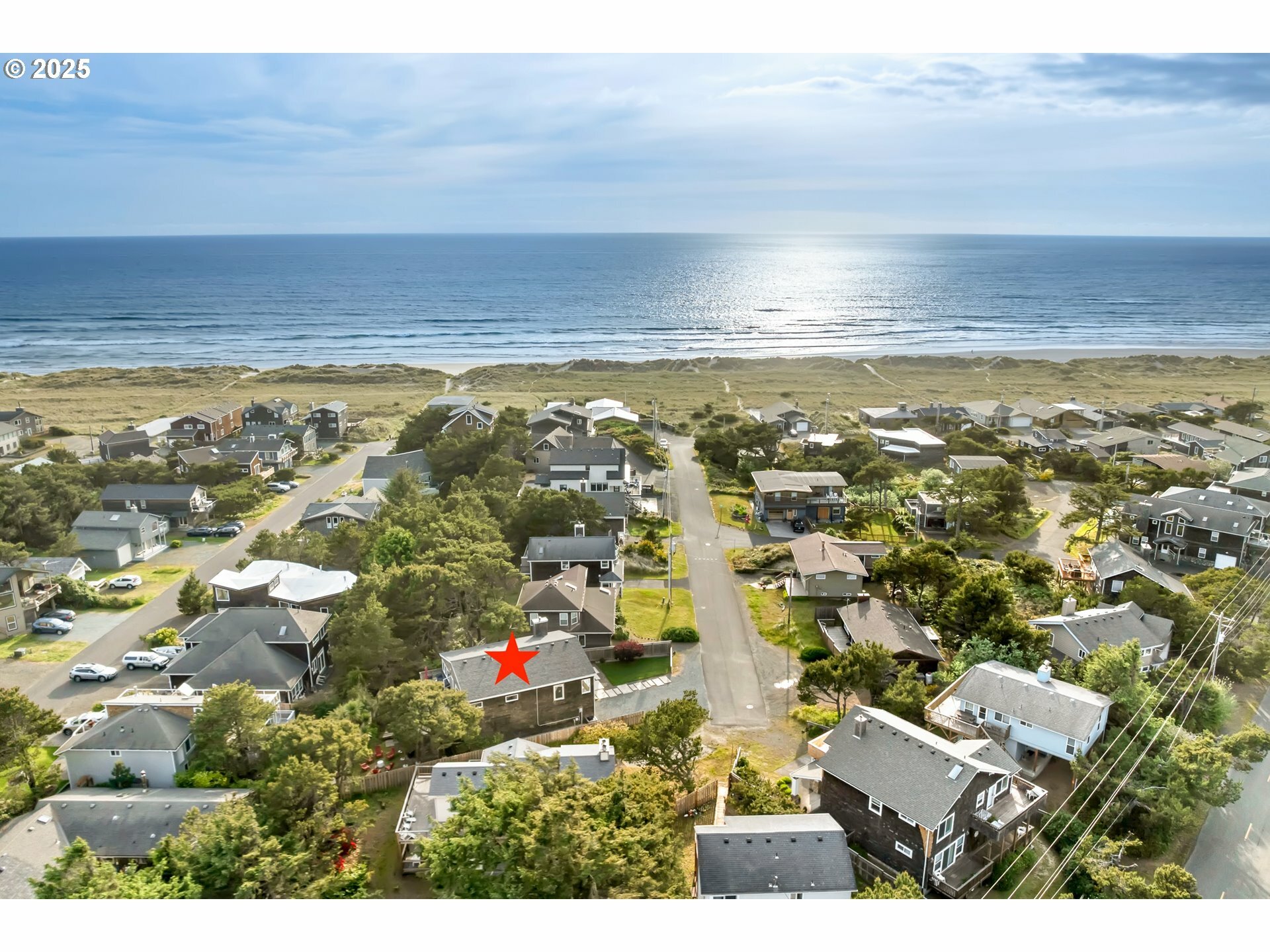 Property Photo: 90 Beach Dr OR 97130
