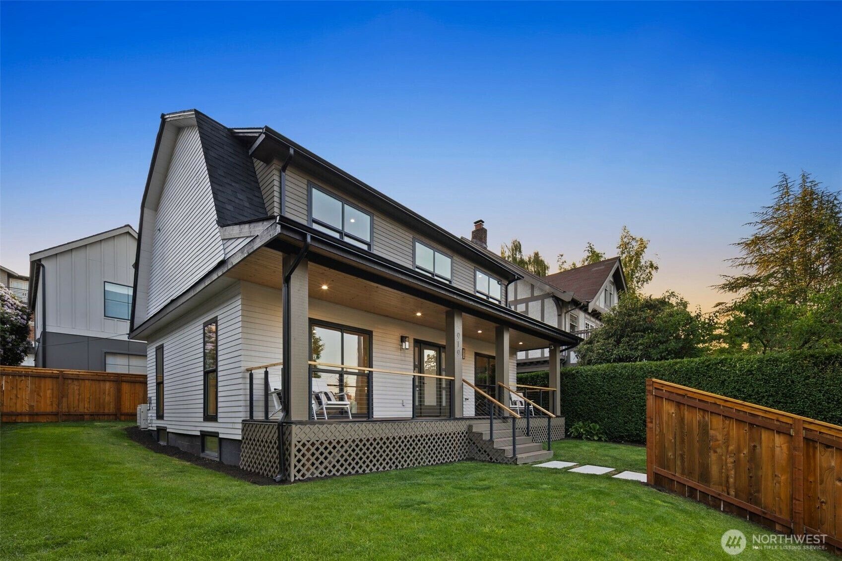 Property Photo:  919  23rd Avenue E  WA 98112 