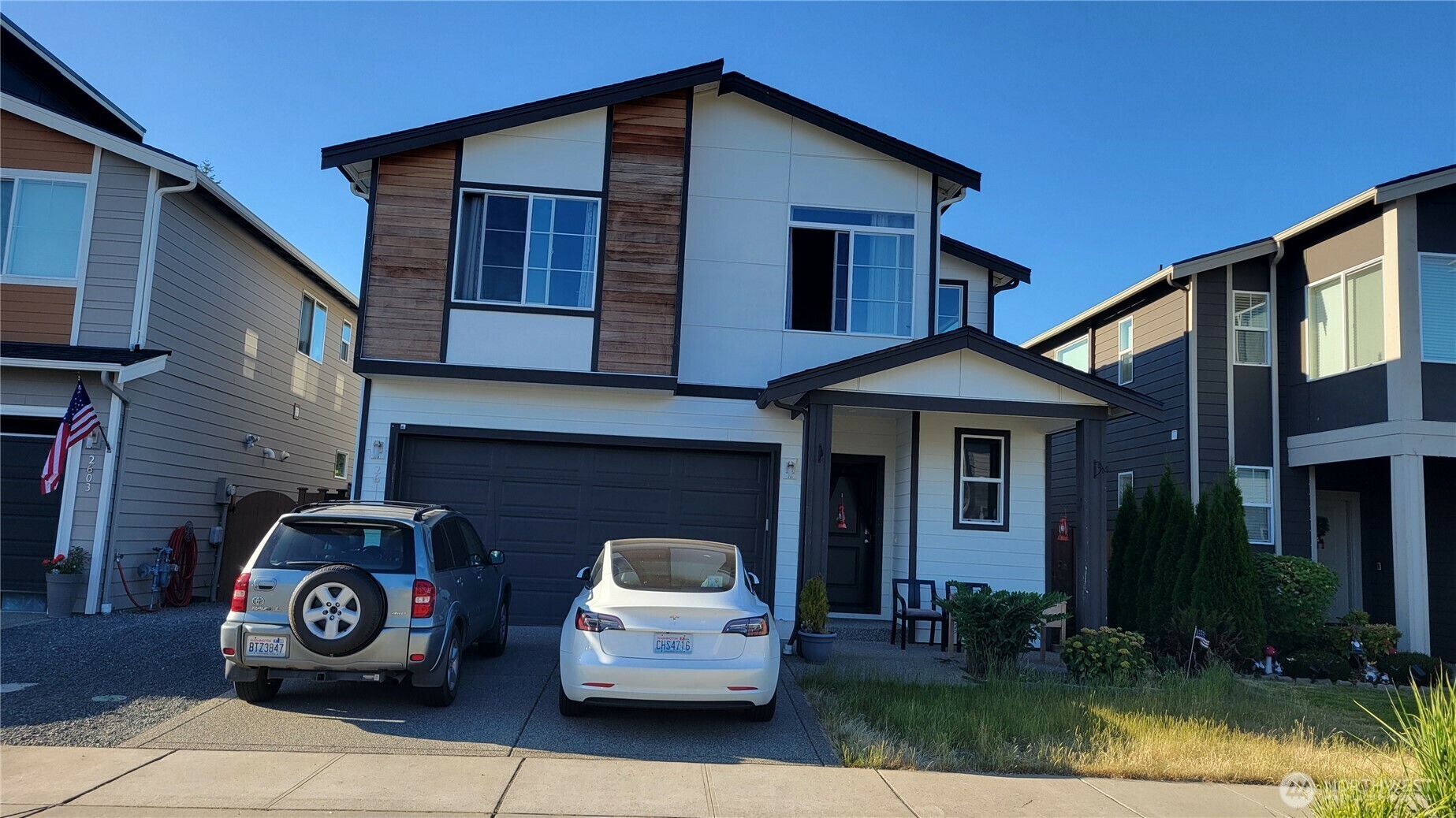 Property Photo: 2611 176th Place NE WA 98271