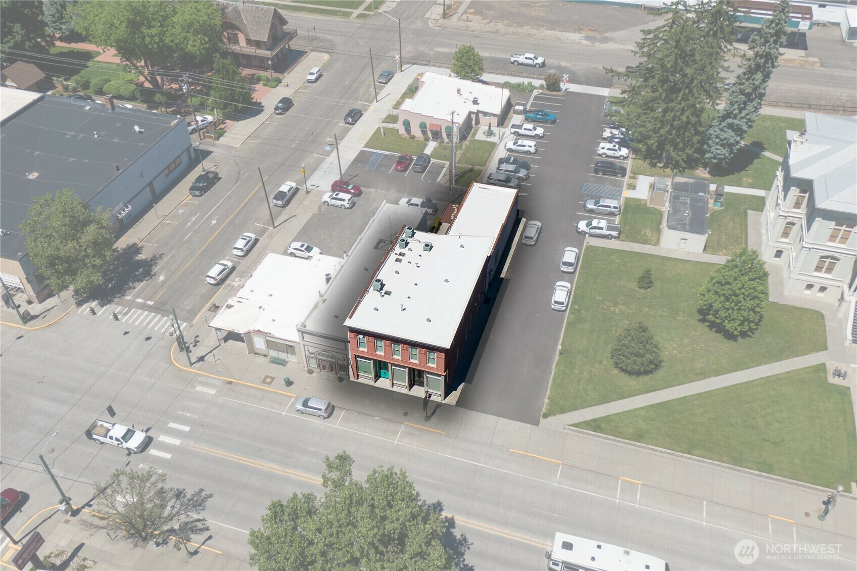 Property Photo: 309 E Main Street WA 99328