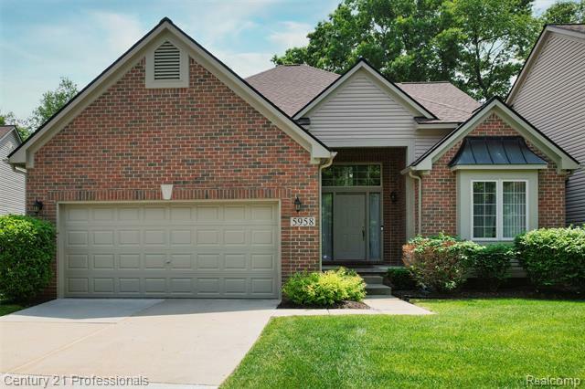 Property Photo: 5958 Lochmore Drive MI 48382