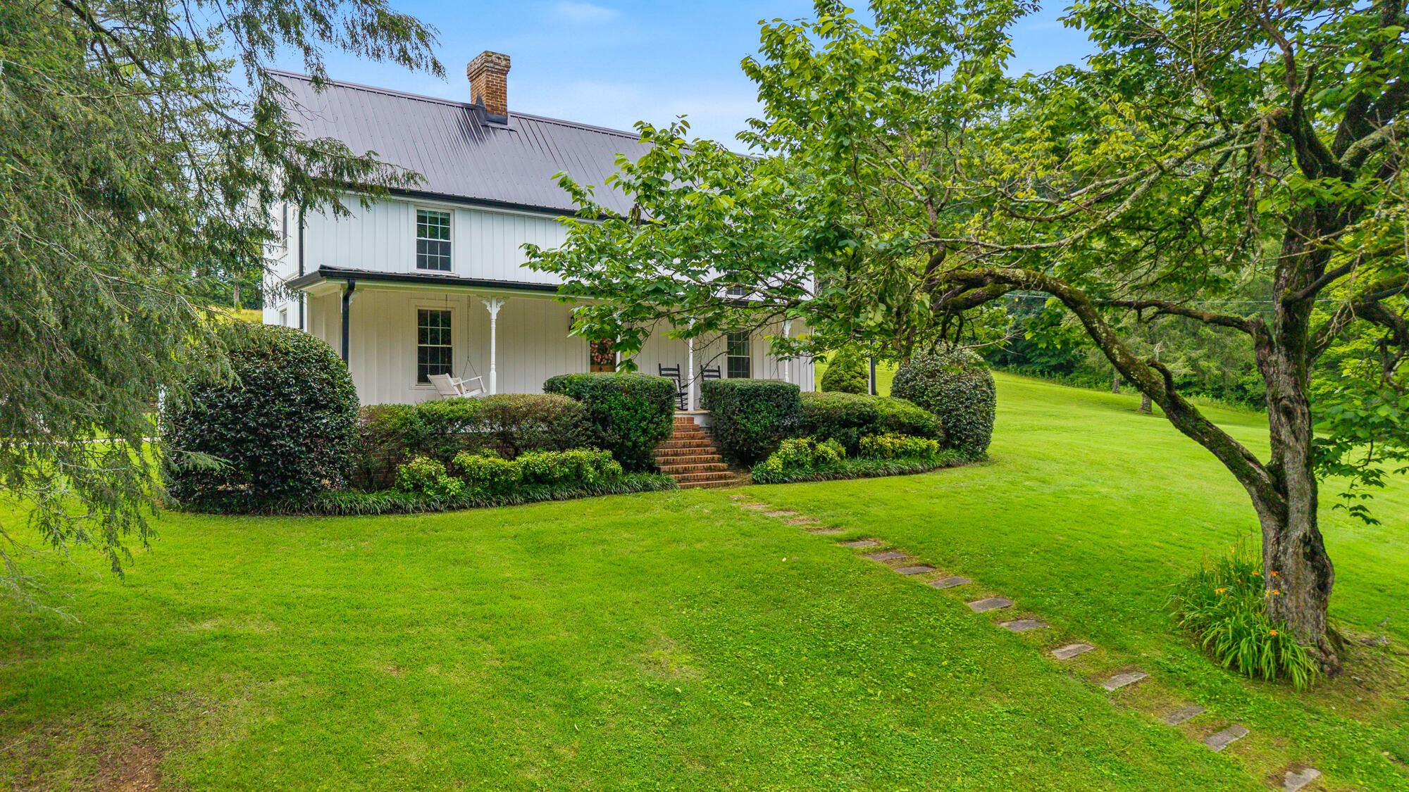 Property Photo: 431 County Road 220 TN 37303