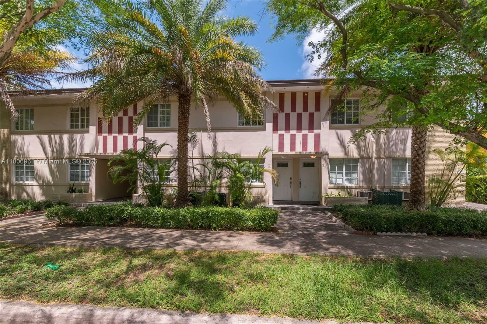 Property Photo: 1300 Salzedo St 4 FL 33134