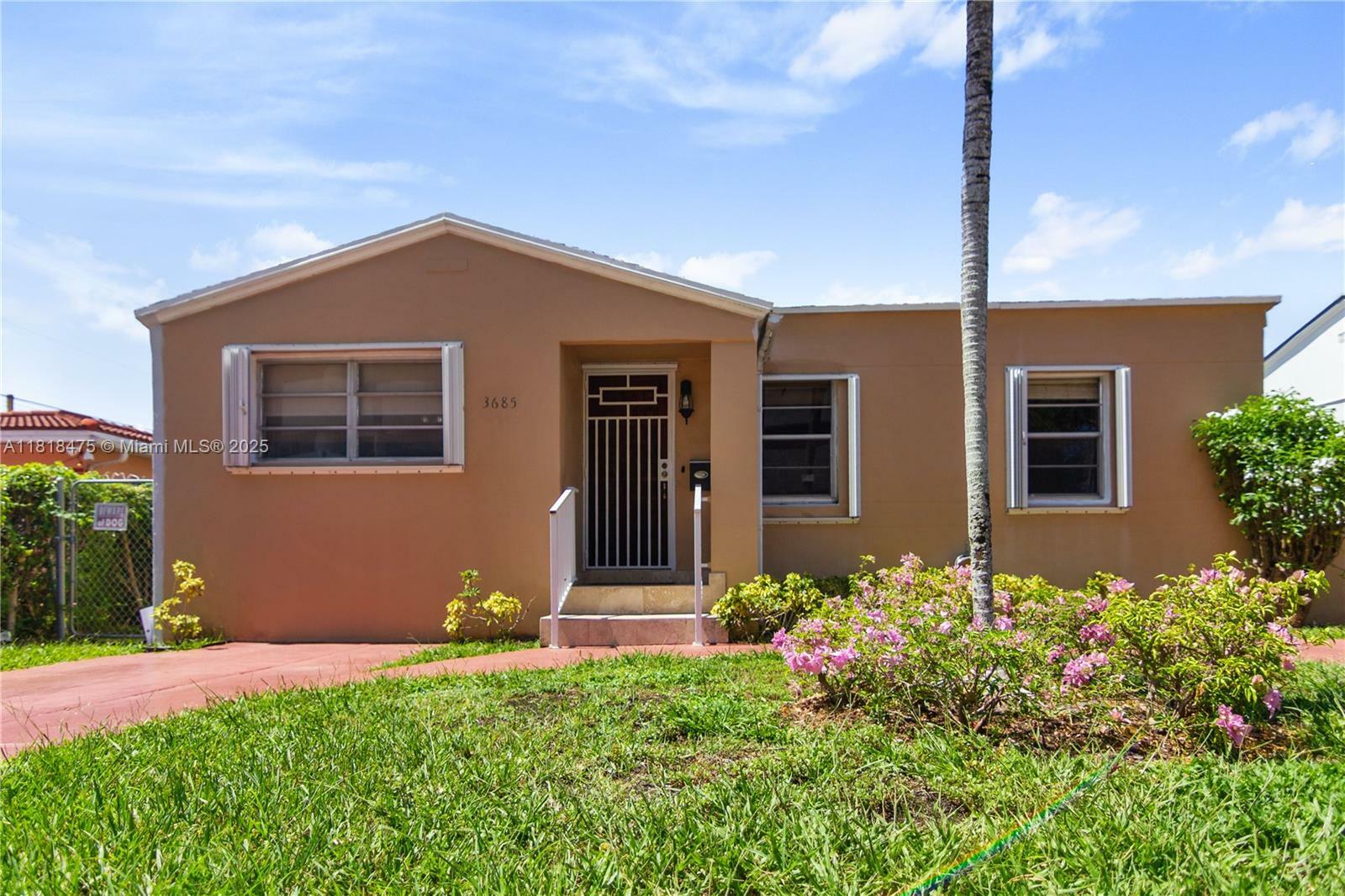 3685 SW 26th St  Miami FL 33133 photo