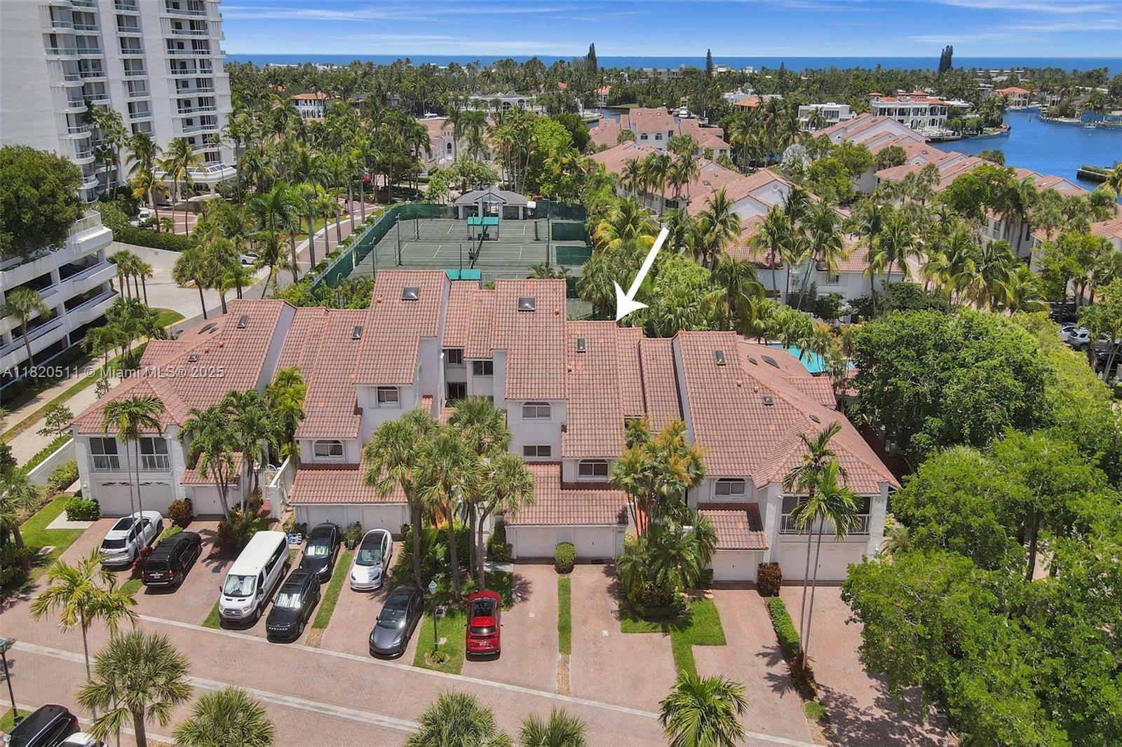 Property Photo: 20939 NE 37th Ct FL 33180
