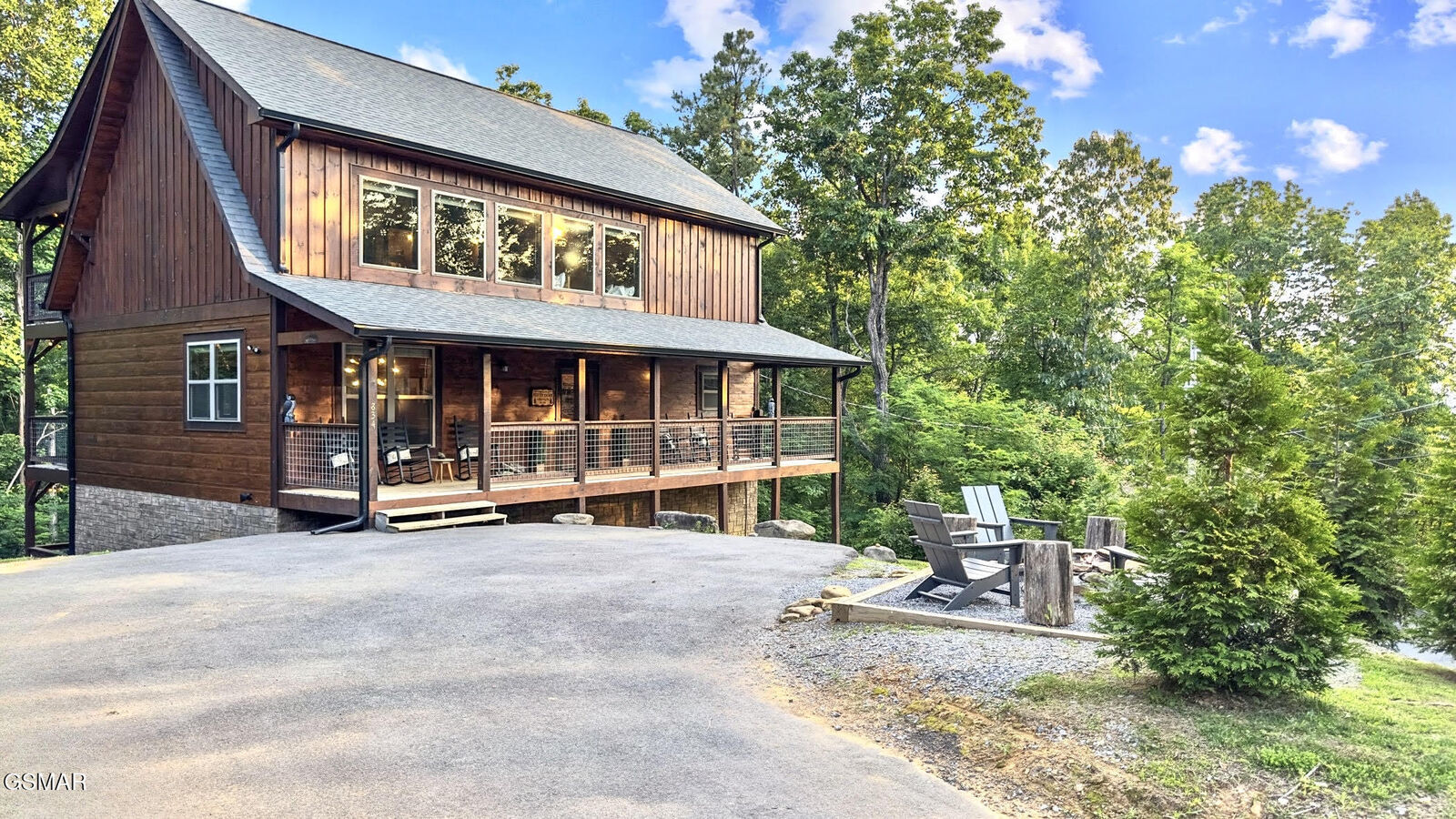 Property Photo:  834 Pine Top Lane  TN 37738 