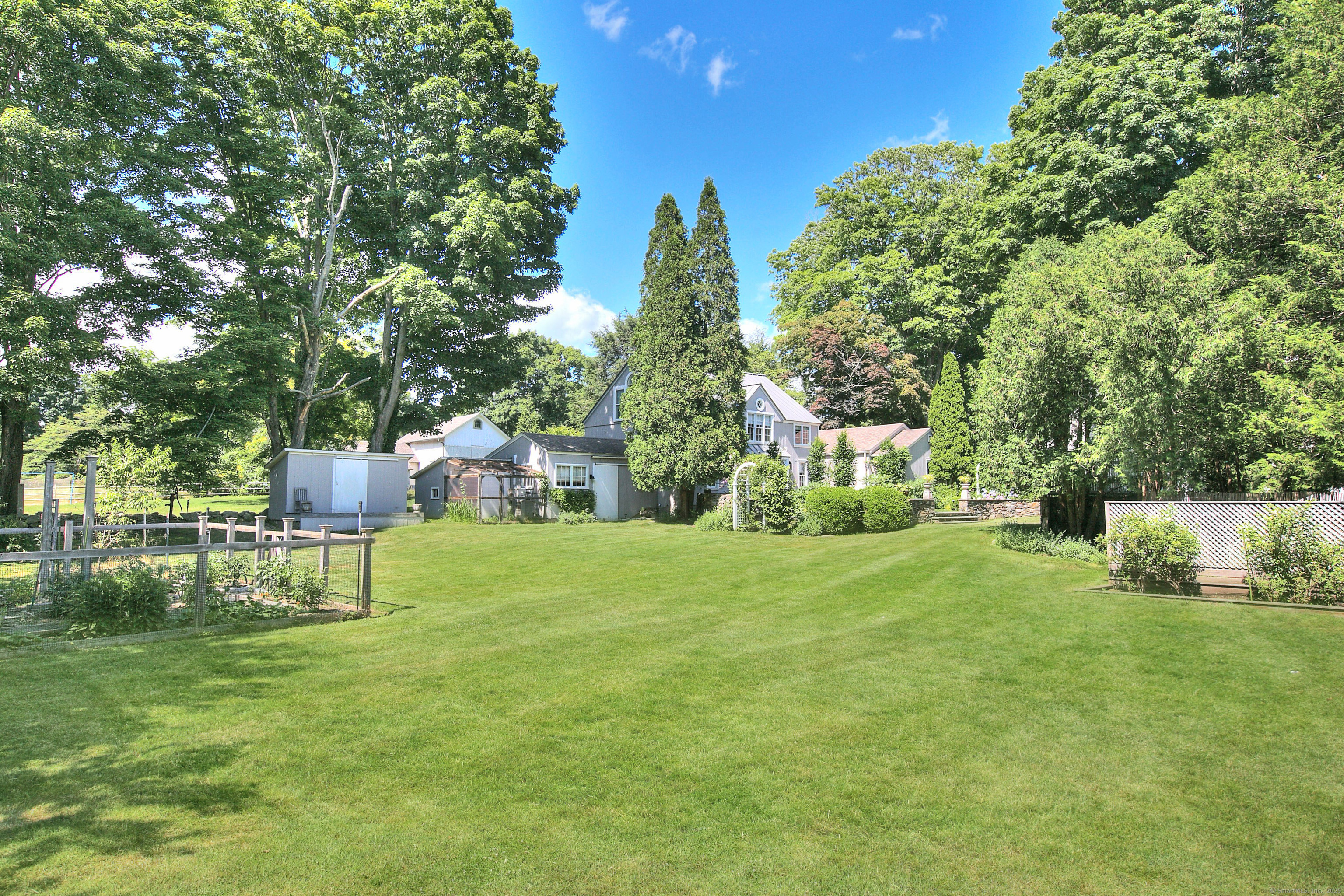 Property Photo: 2683 Bronson Road CT 06824