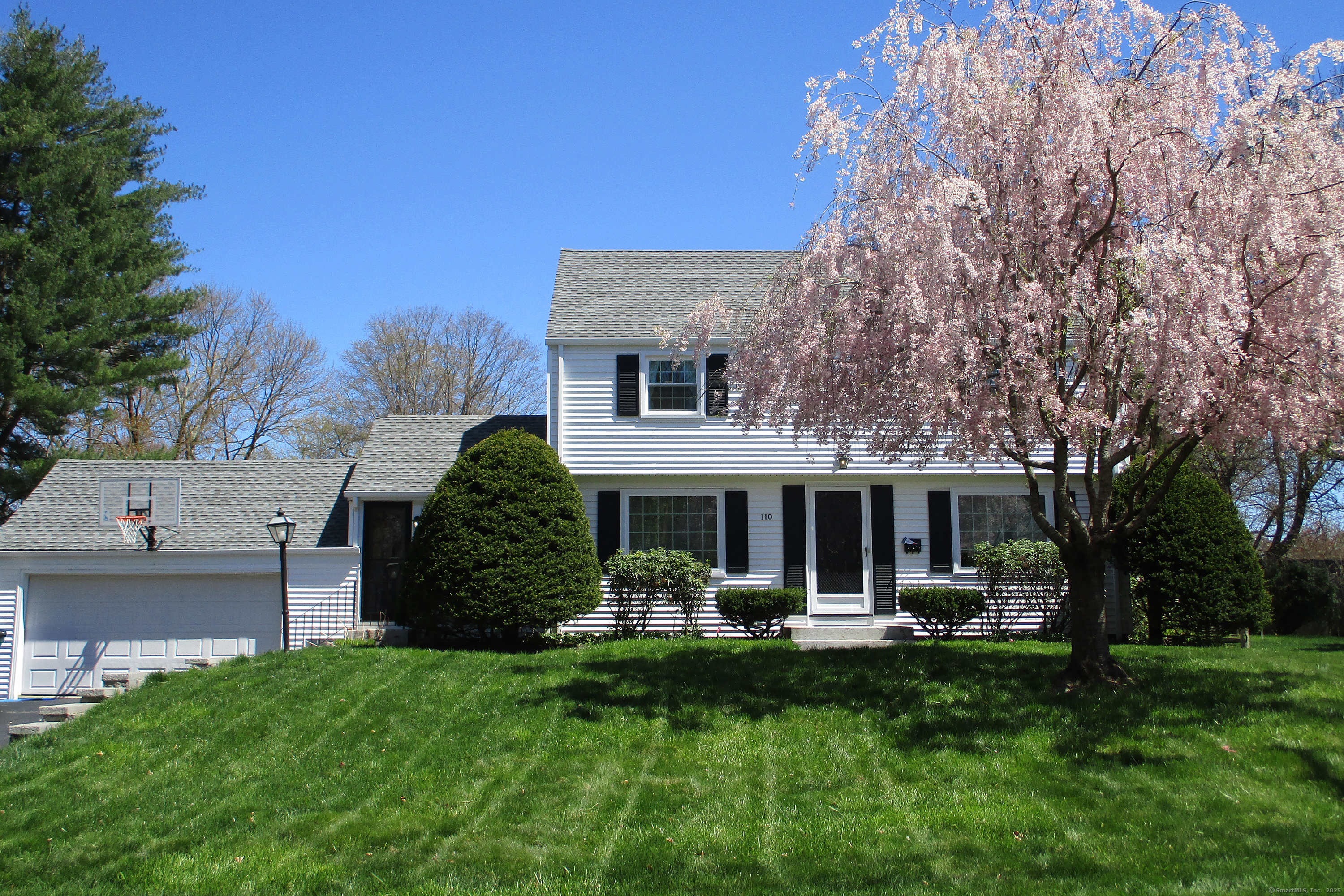 Property Photo: 110 Richmond Lane CT 06117