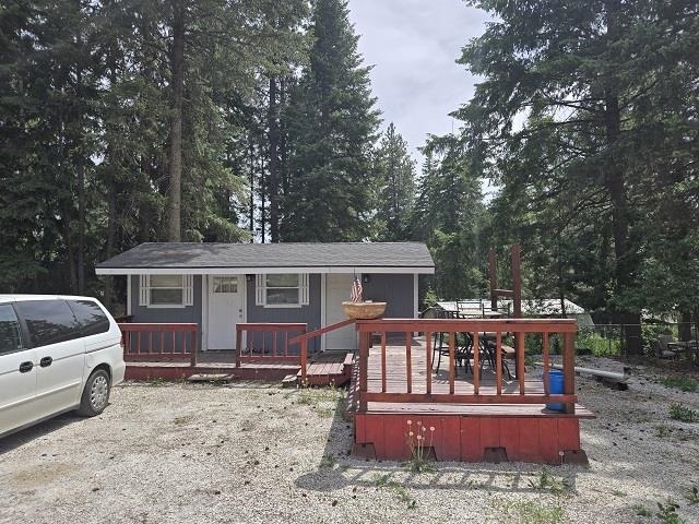 Property Photo: 3354 Porcupine Ln WA 99181