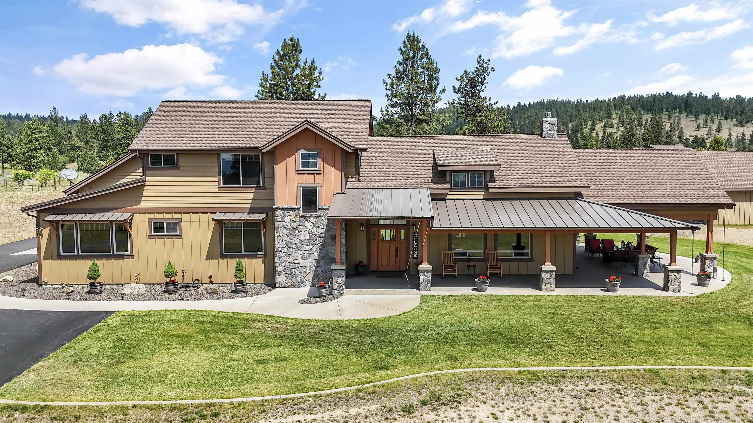 Property Photo: 21617 E Harvard Vistas Ln WA 99025