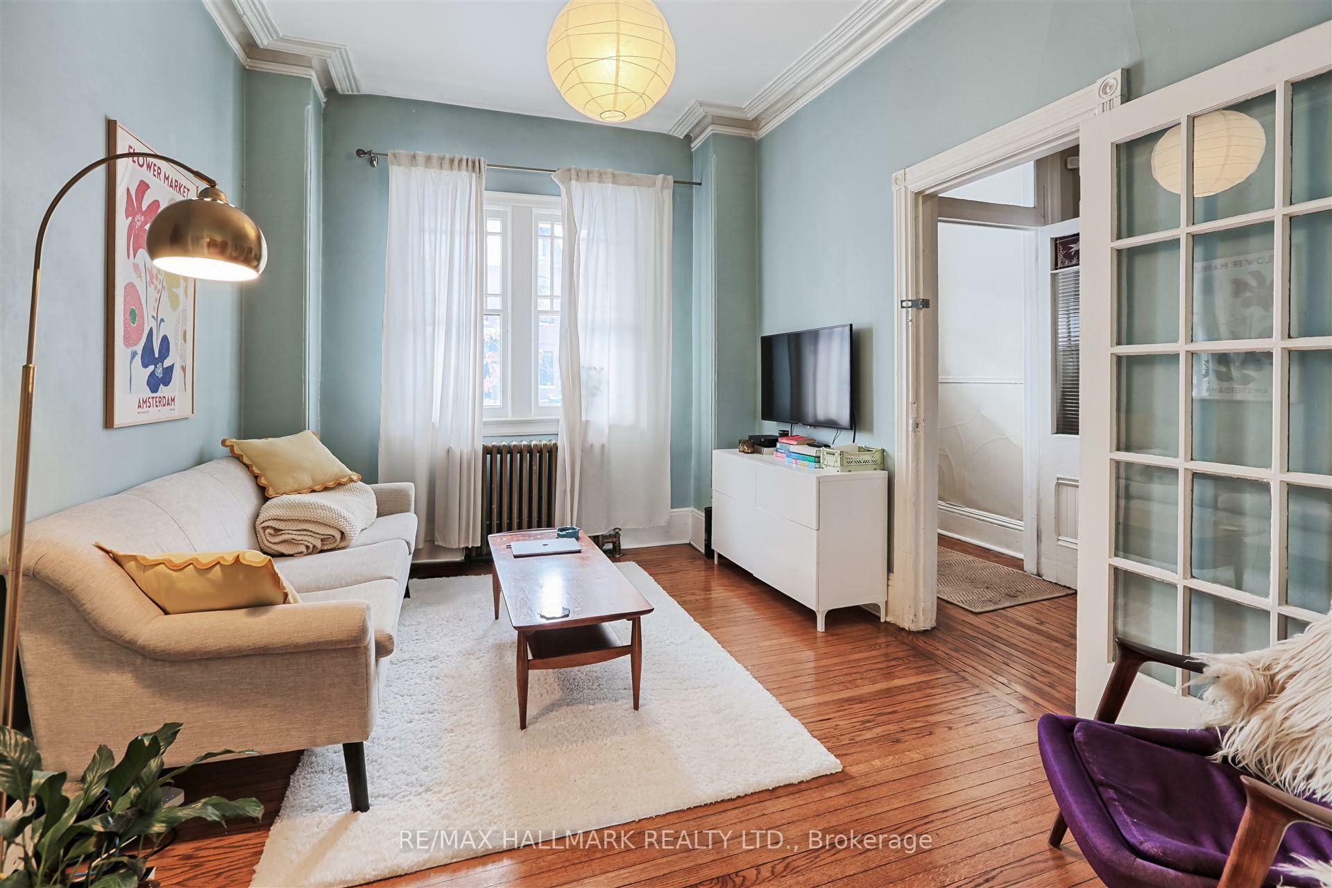 Property Photo: 155 Major Street ON M5S 2K9