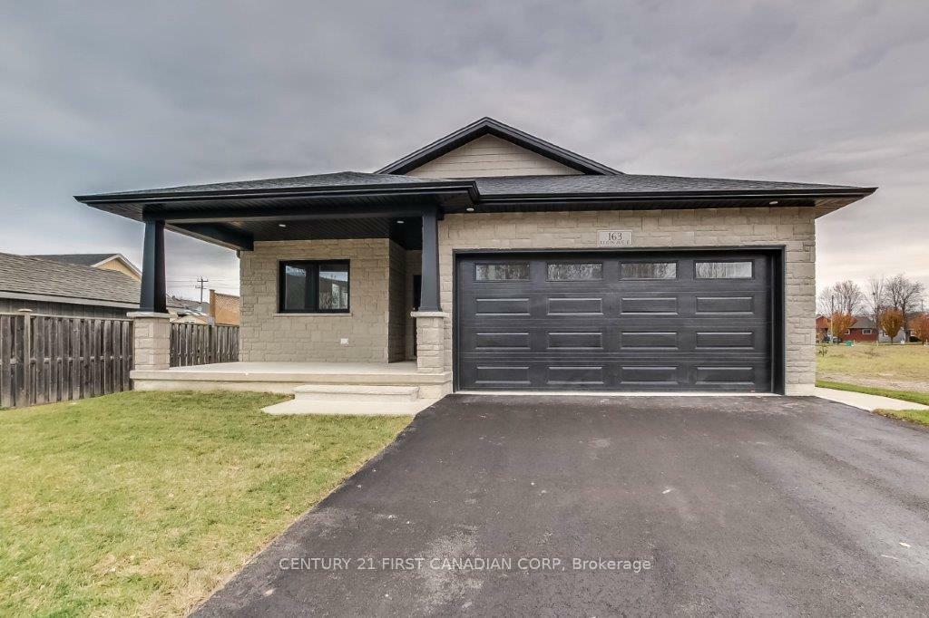 163 Elgin Avenue E  Goderich ON N7A 1K7 photo