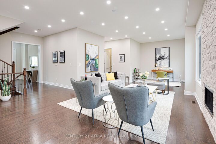 Property Photo: 19 Match Point Court ON L4G 3J1