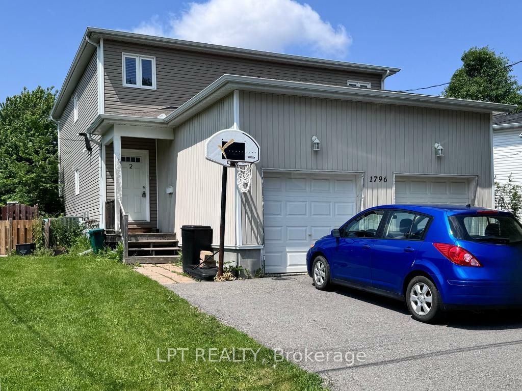 Property Photo: 1796 Dumas Street ON K1C 1N4