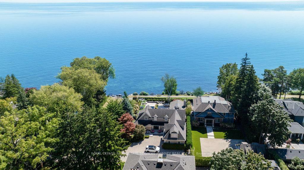 Photo de la propriété:  8 Chartwell Road  ON L6J 3Z4 