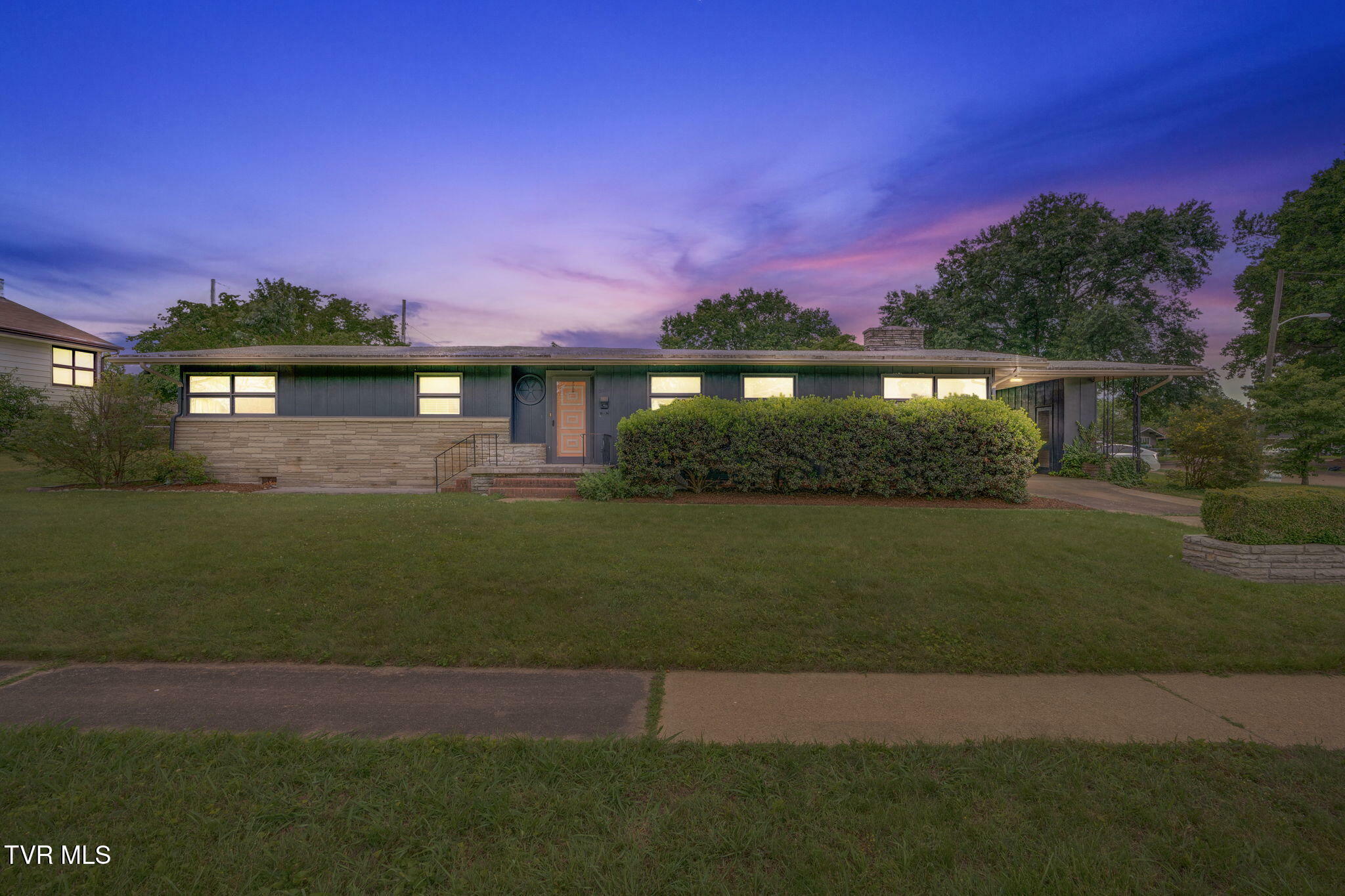 Property Photo: 2011 Bruce Street TN 37664