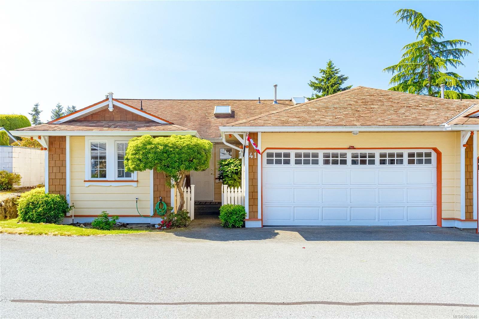 Property Photo: 9933 Chemainus Rd 41 BC V0R 1K0