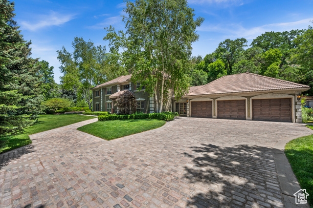 Property Photo: 5757 S Holladay Blvd E UT 84121
