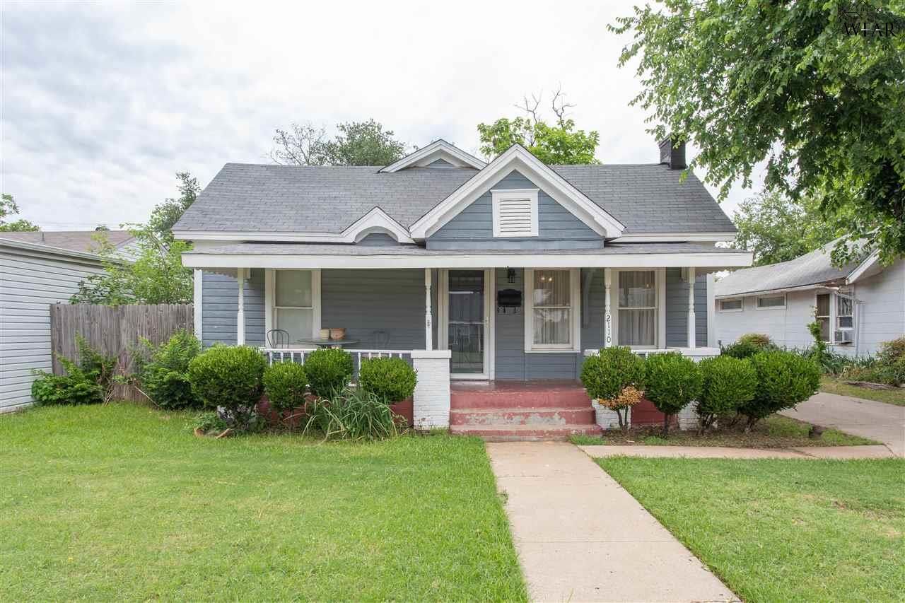Property Photo: 2110 Garfield Street TX 76309