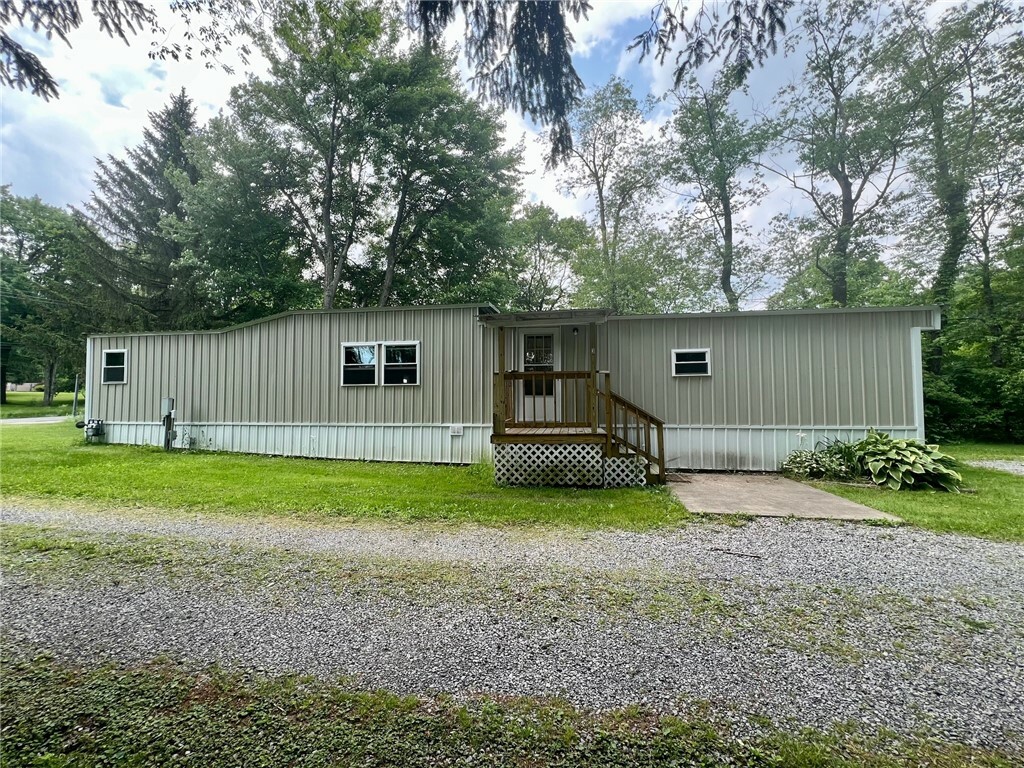 Property Photo: 25 Coolspring Street PA 16137