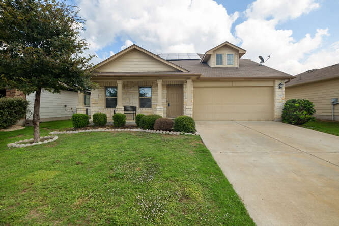 Property Photo: 1118 Plateau Trail TX 78626