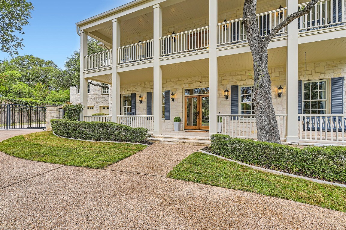 Property Photo: 7503 Stonecliff Circle TX 78731