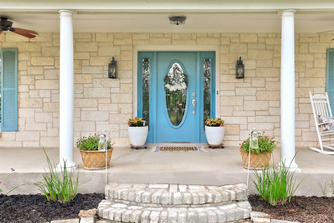 Property Photo: 1505 Cr 315 TX 76537