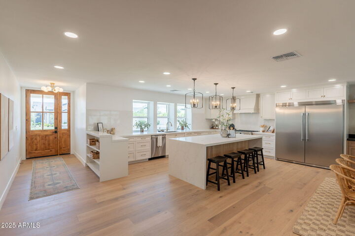 Property Photo: 3651 N 49th Place AZ 85018