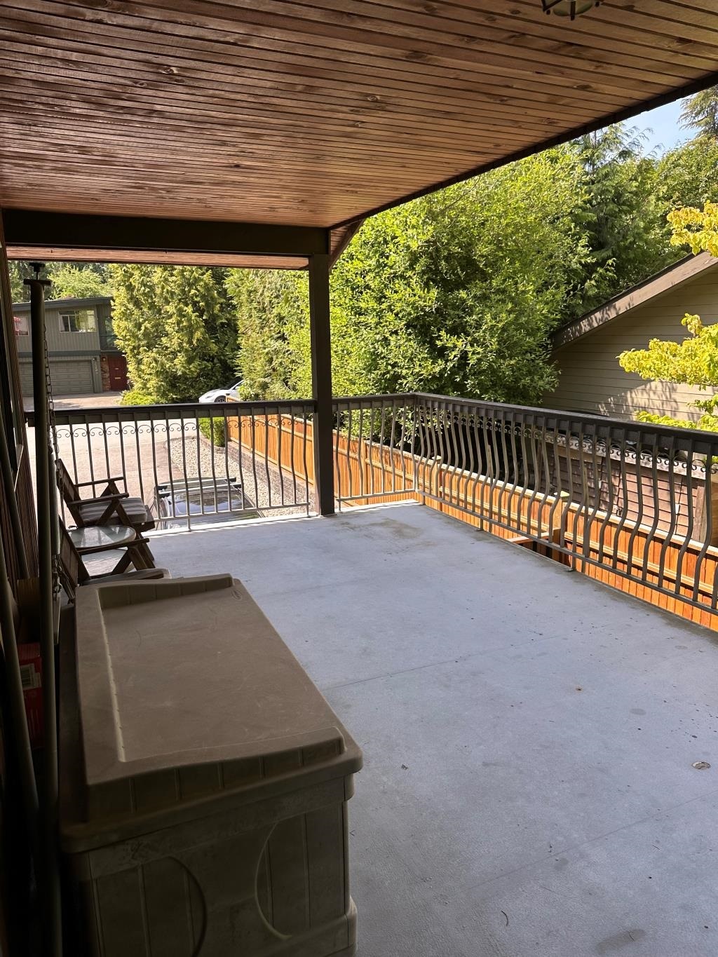 Photo de la propriété: 3328 Tennyson Crescent BC V7K 2A8