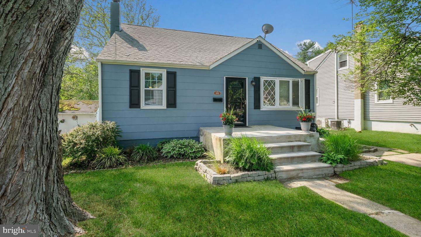 Property Photo:  105 Winter Street  PA 19063 
