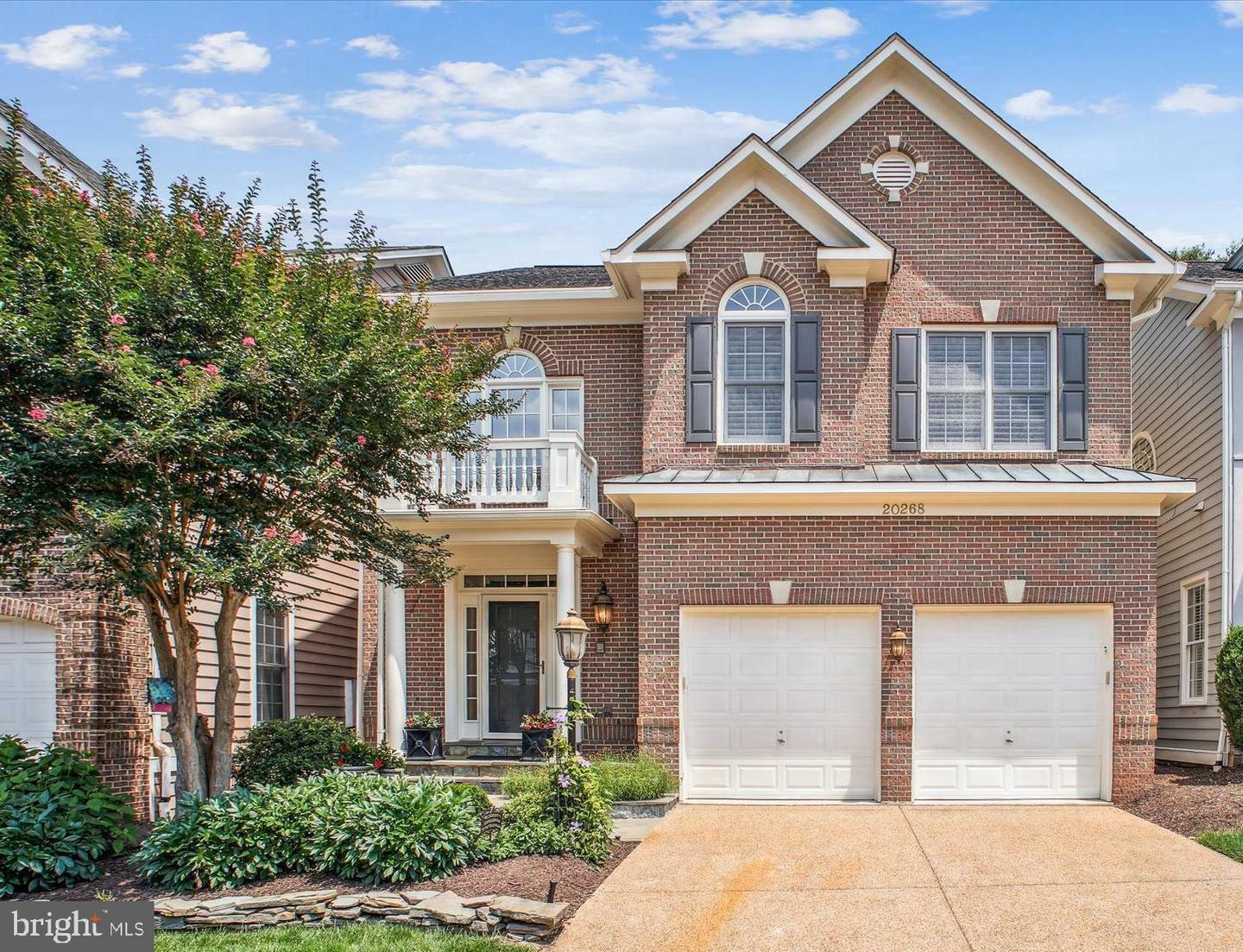 Property Photo: 20268 Island View Court VA 20165