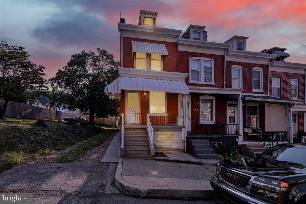 Property Photo:  614 S 18 1/2 Street  PA 19606 