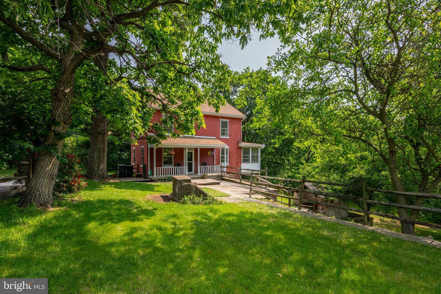 1018 Fairview Drive  Leesport PA 19533 photo