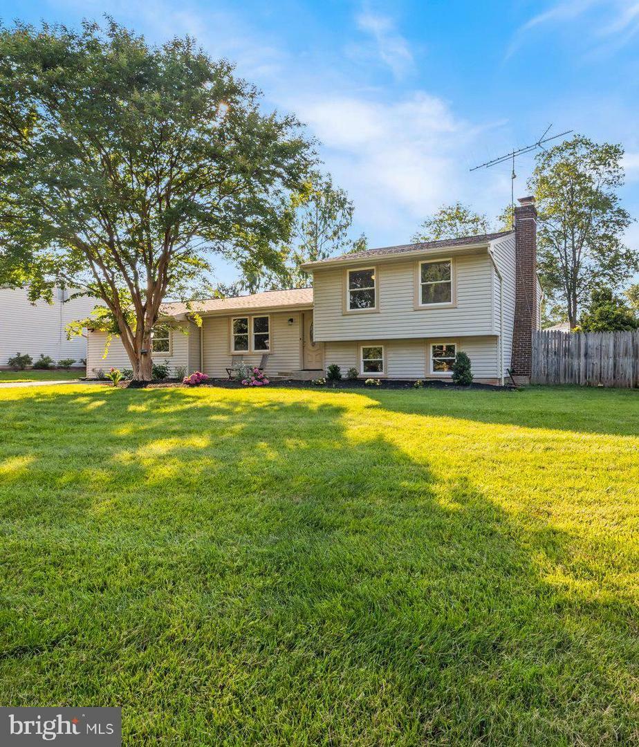 Property Photo: 17528 Collier Circle MD 20837