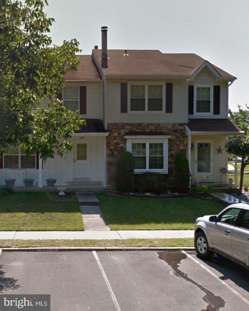 33 Dunmoor Court S  Hamilton NJ 08690 photo