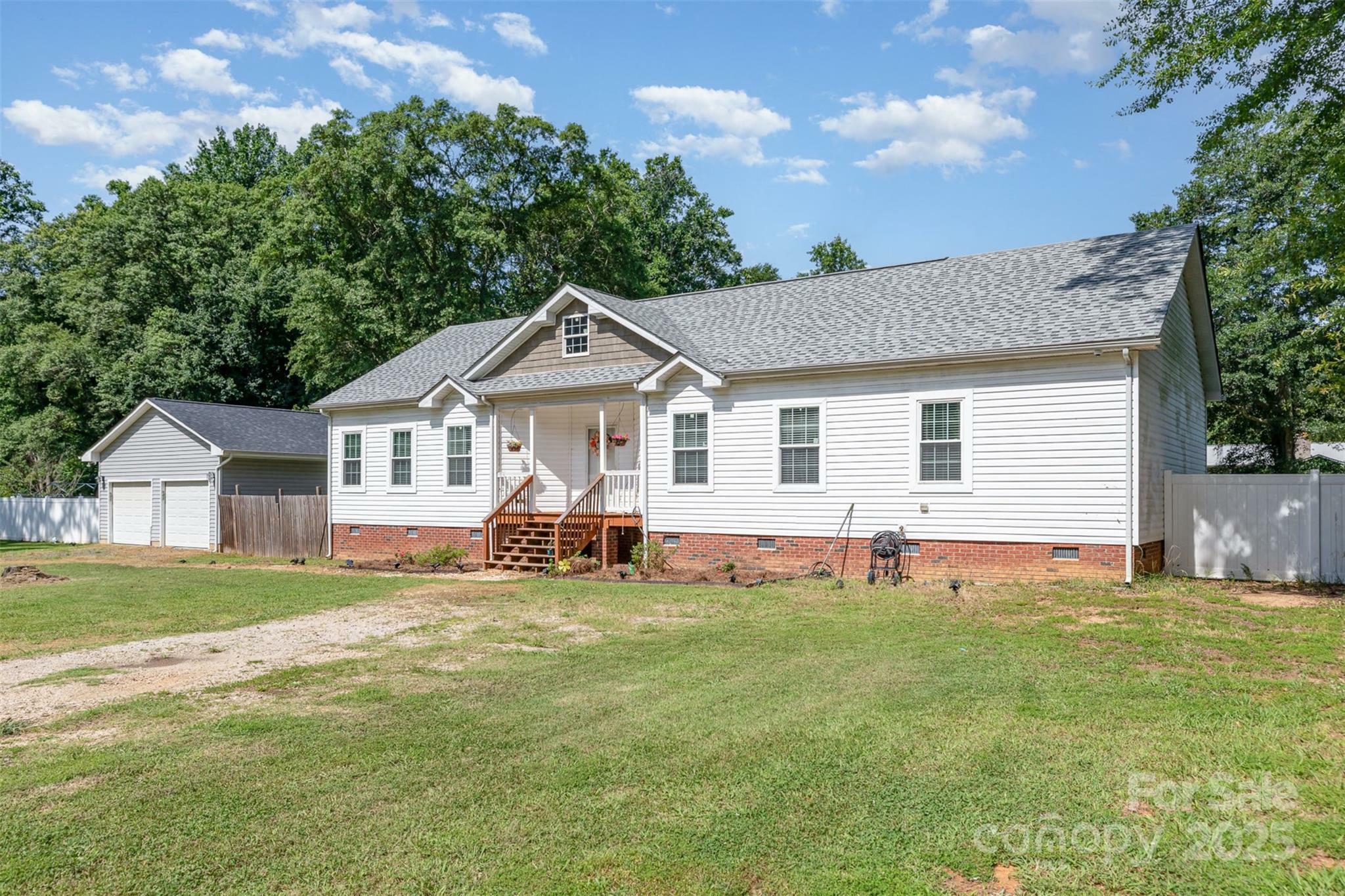 Property Photo: 1593 Bloomfield Road SC 29732