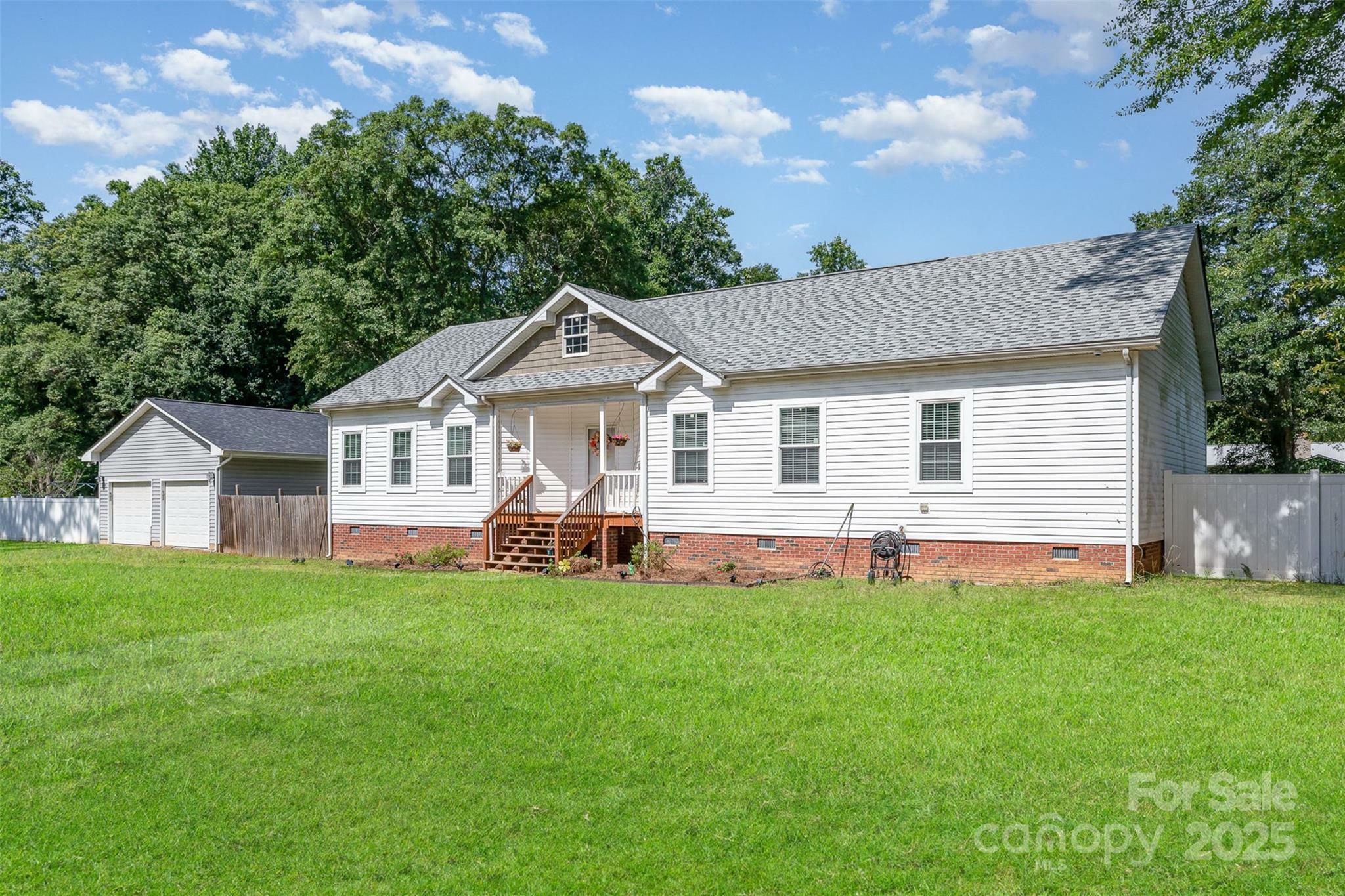 Property Photo: 1593 Bloomfield Road SC 29732
