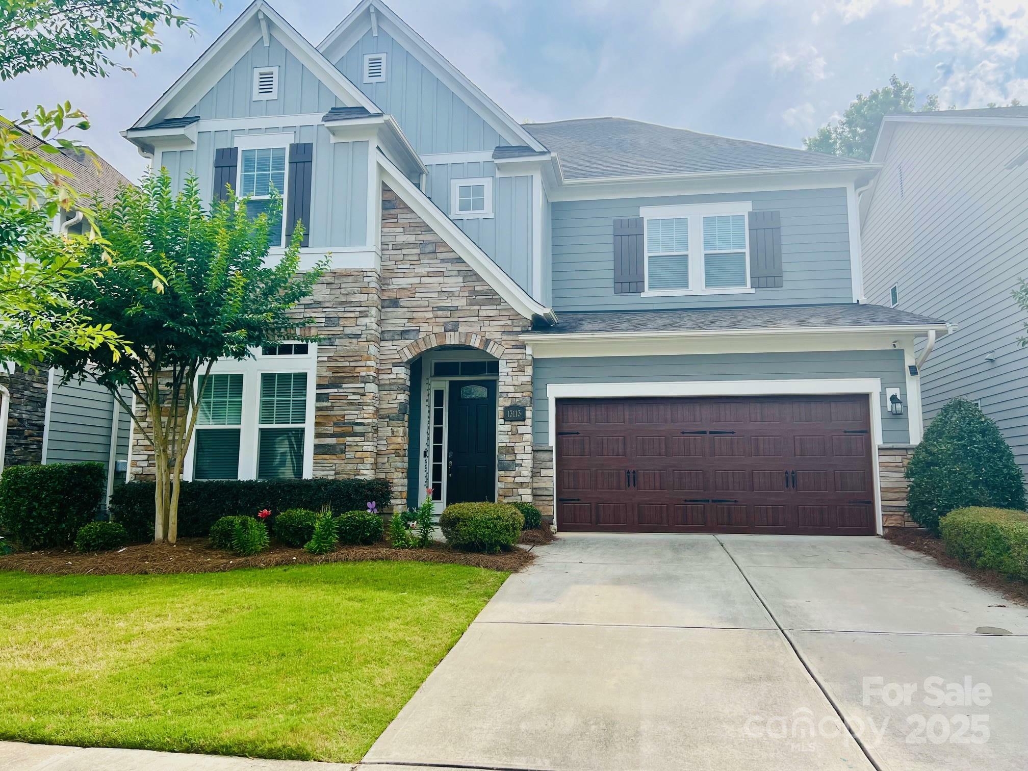 Property Photo: 13113 Kornegy Drive E NC 28277