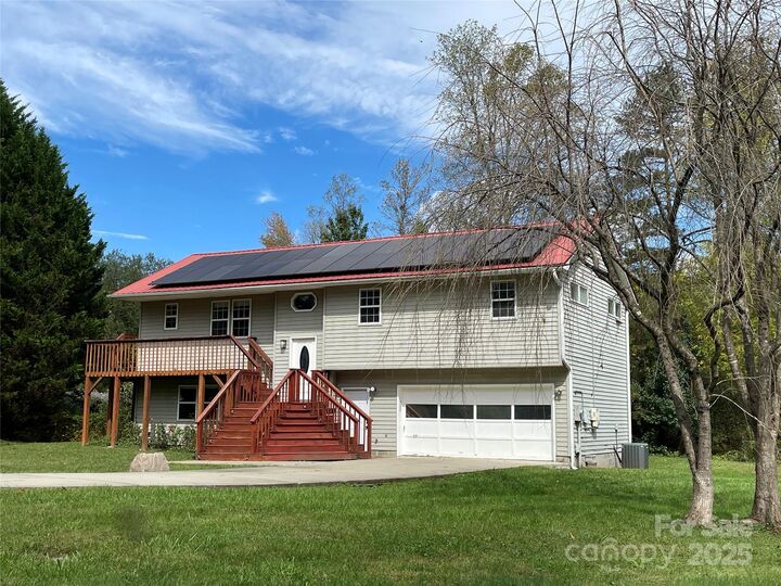 14 Spring Lake Drive  Fletcher NC 28732 photo