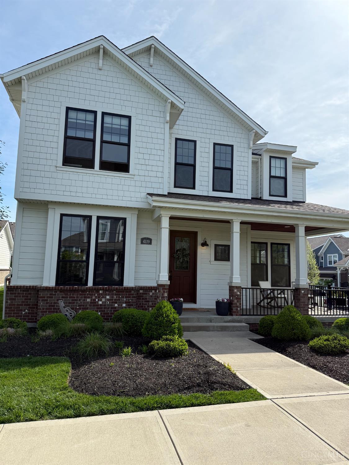 Property Photo:  