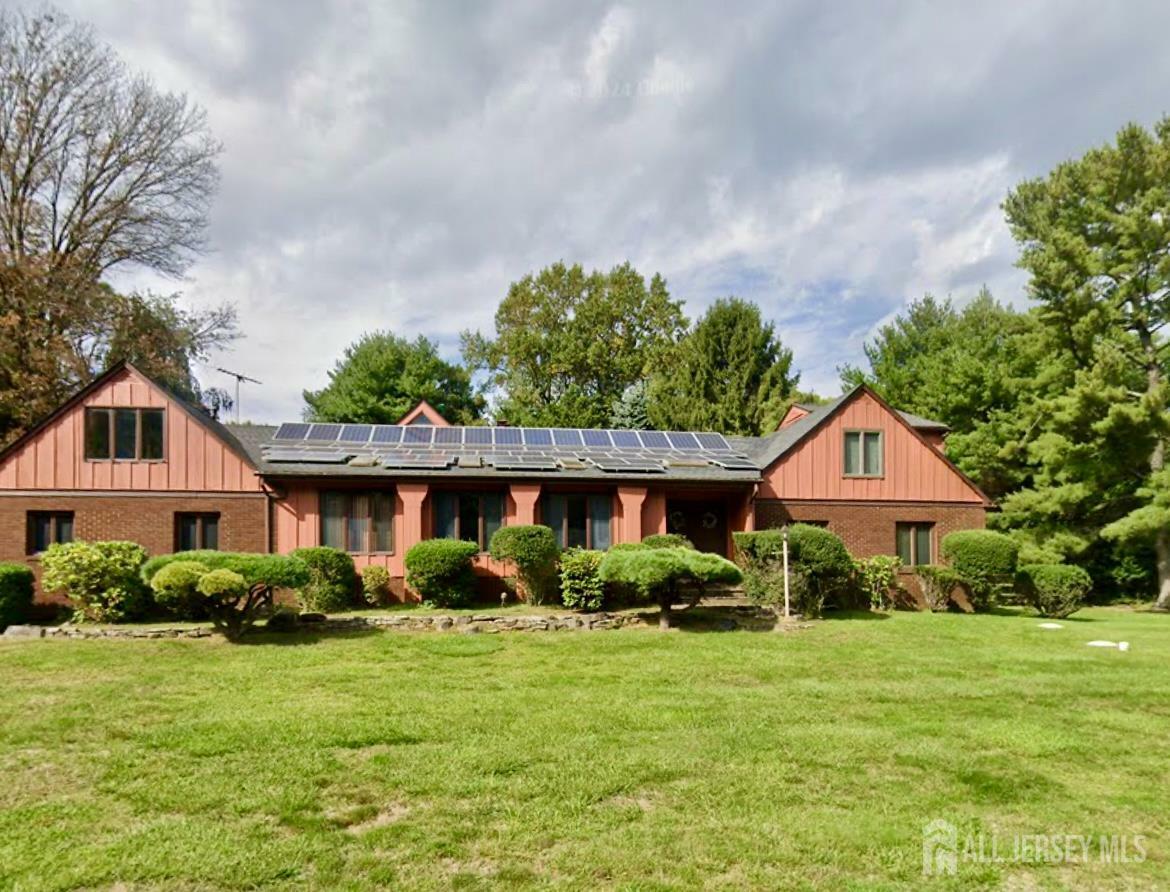 25 Deer Path  Holmdel NJ 07733 photo