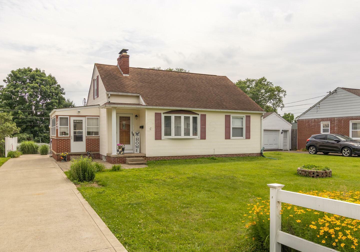 Property Photo: 1845 N Columbus Street OH 43130