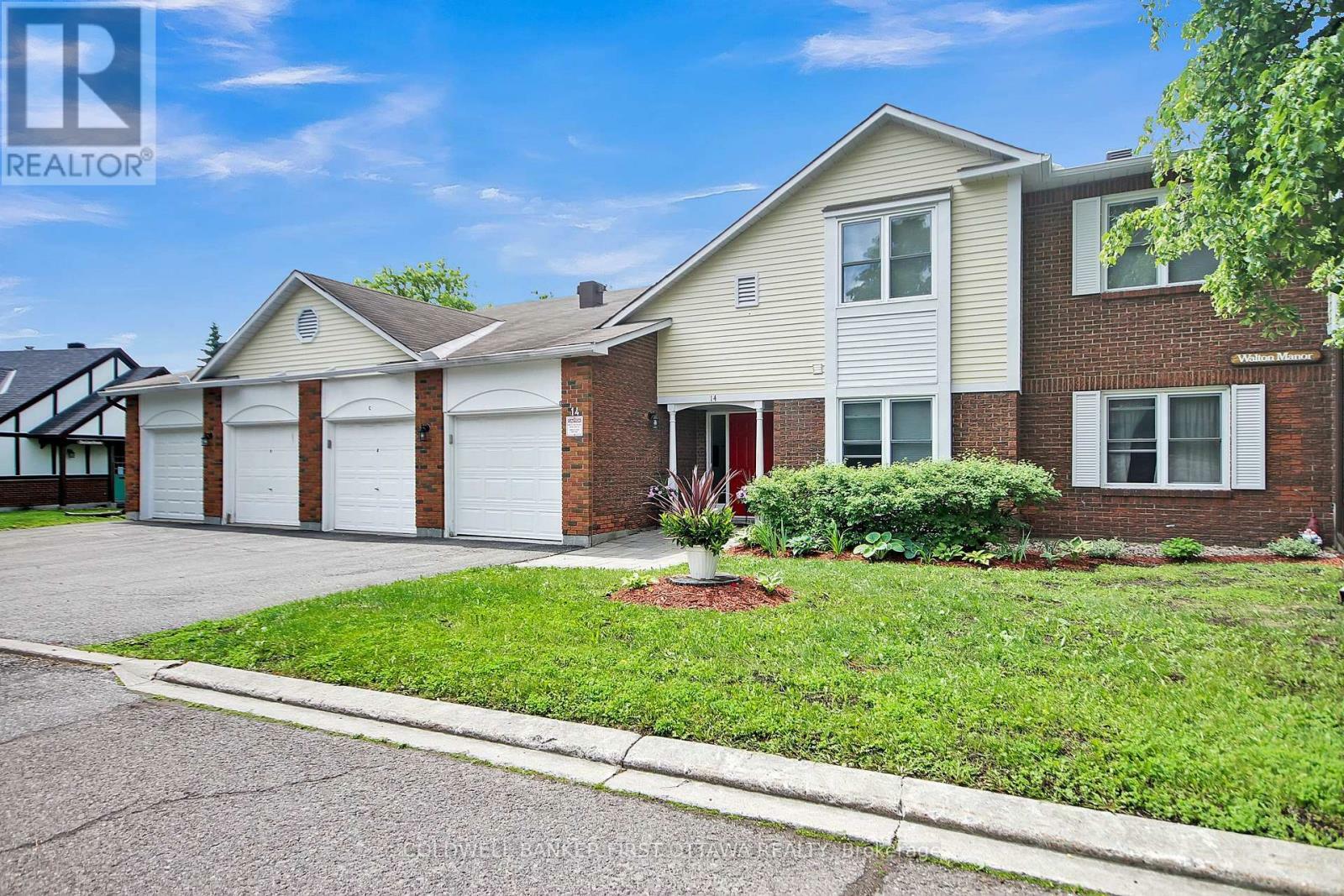 Photo de la propriété: 14A Stonehill Court ON K2M 1E5