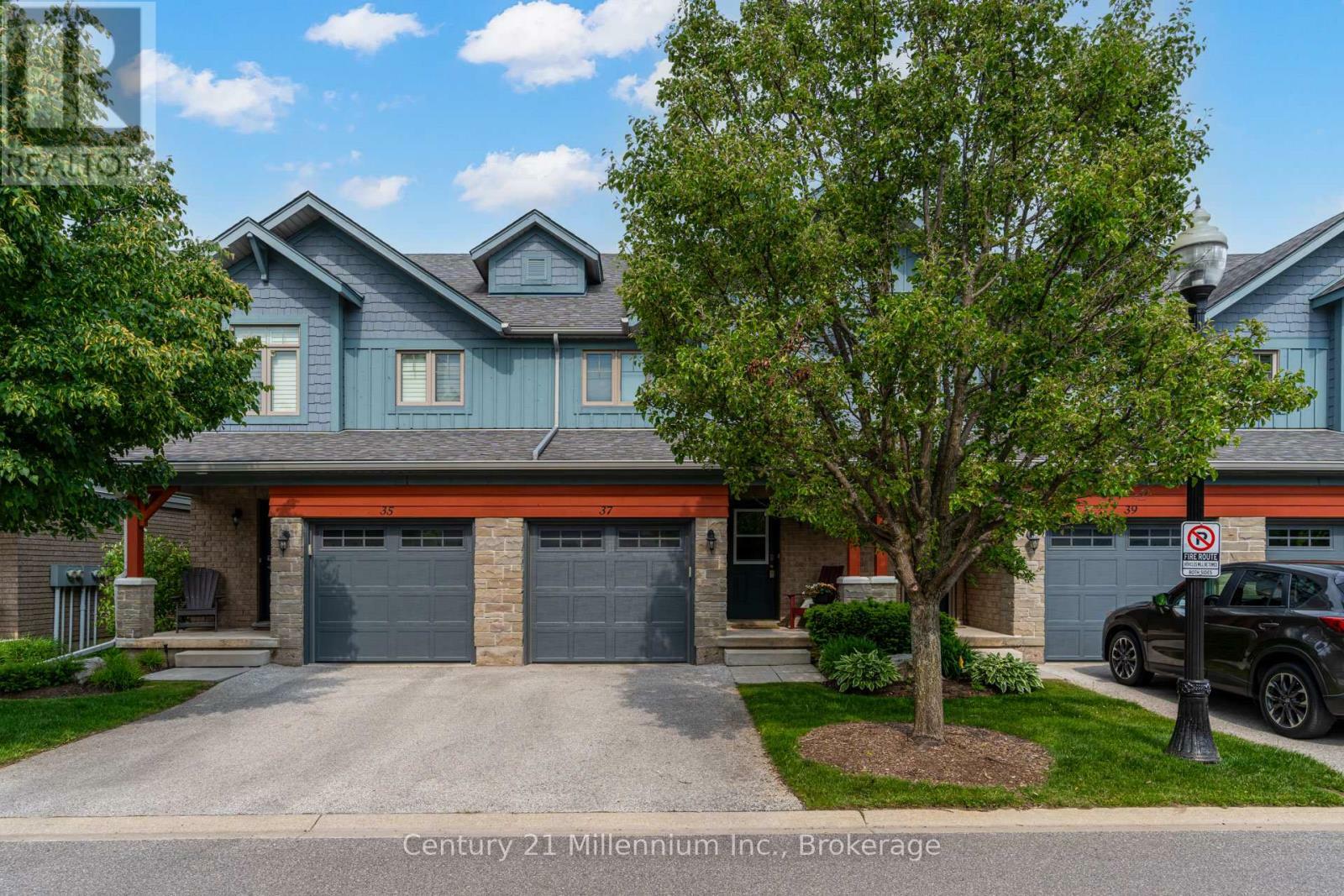 Property Photo: 37 Silver Glen Boulevard 37 ON L9Y 0G9