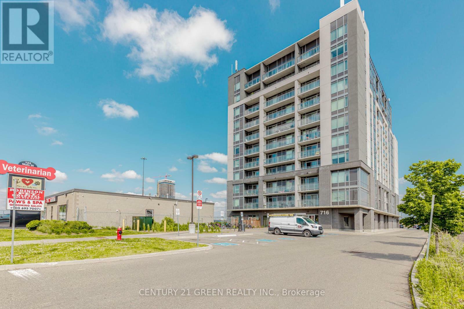 Property Photo: 716 Main Street East 402 ON L9T 3P6