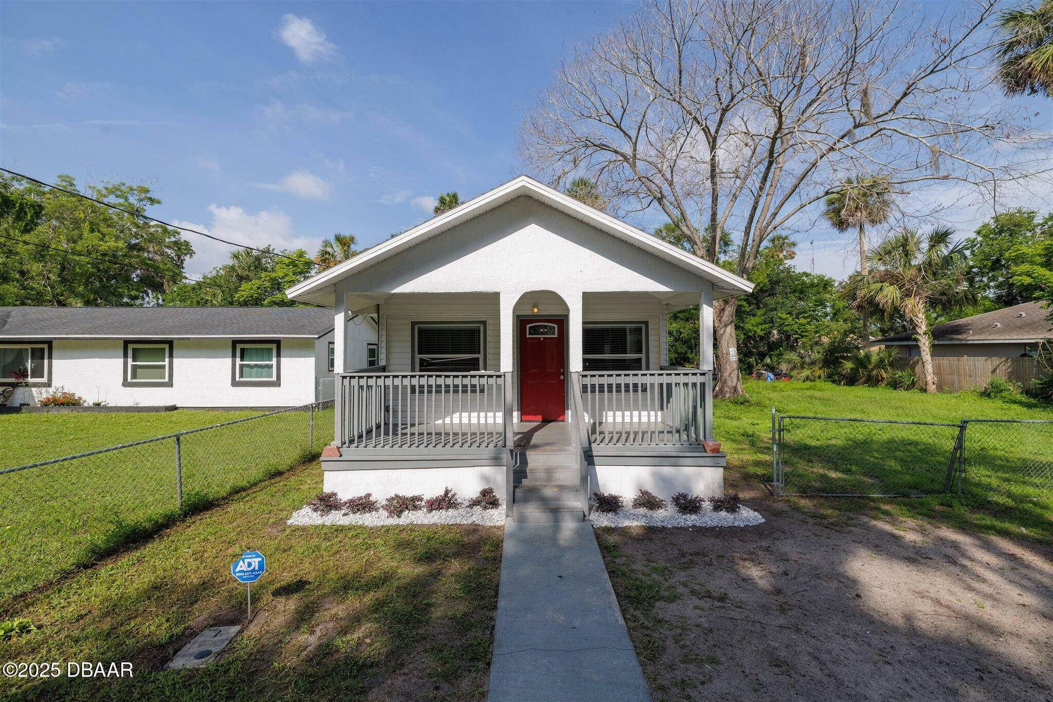 Property Photo: 510 Arthur Avenue FL 32114