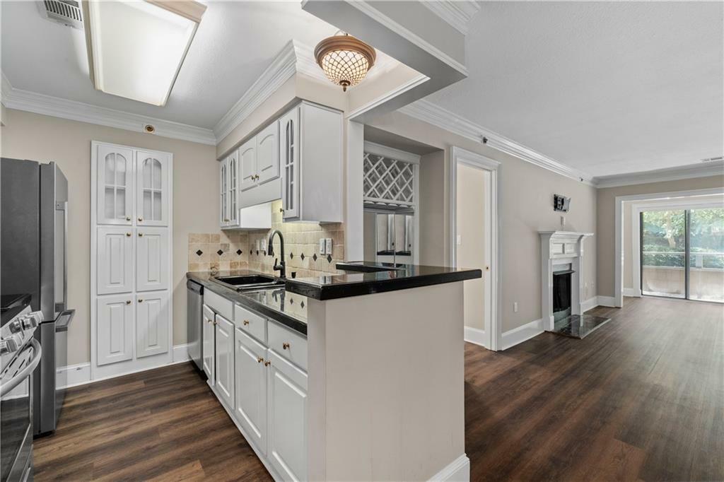 Property Photo:  1120 Highland Bluff Drive SE  GA 30339 