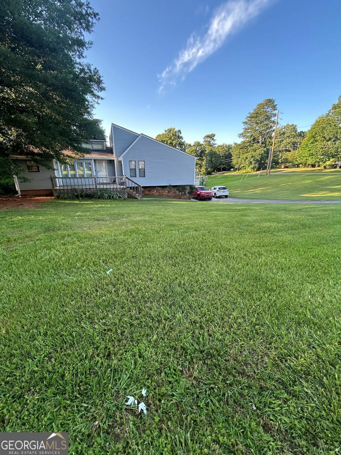 Property Photo: 102 Bascomb Drive Drive GA 30189